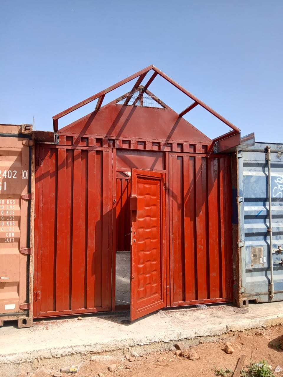 Custom Metallic Gate  Container Enclosure