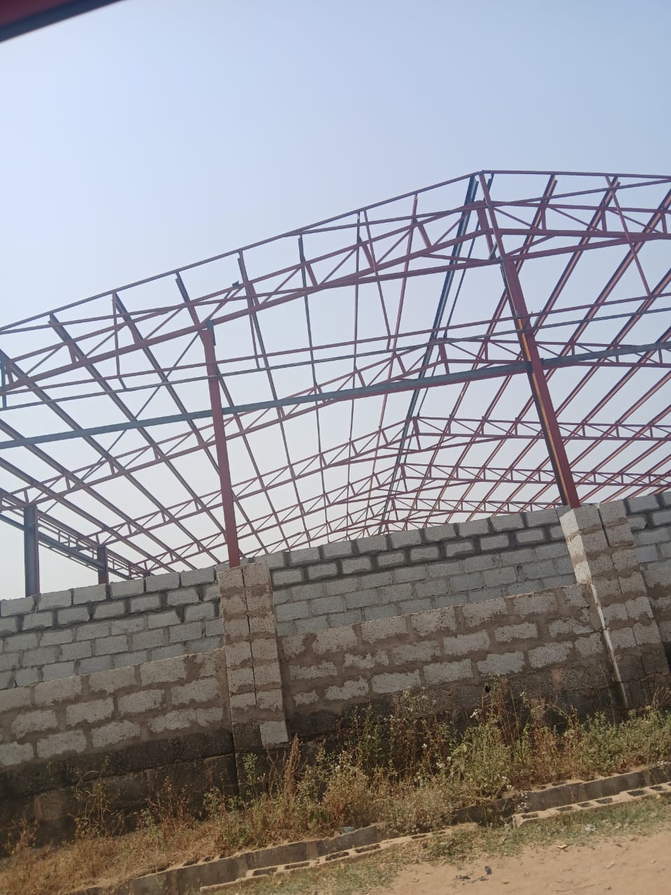 Custom Metallic Roof Truss Fabrication