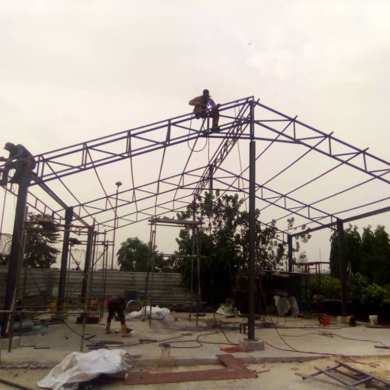 Industrial Steel Roof Truss Installation