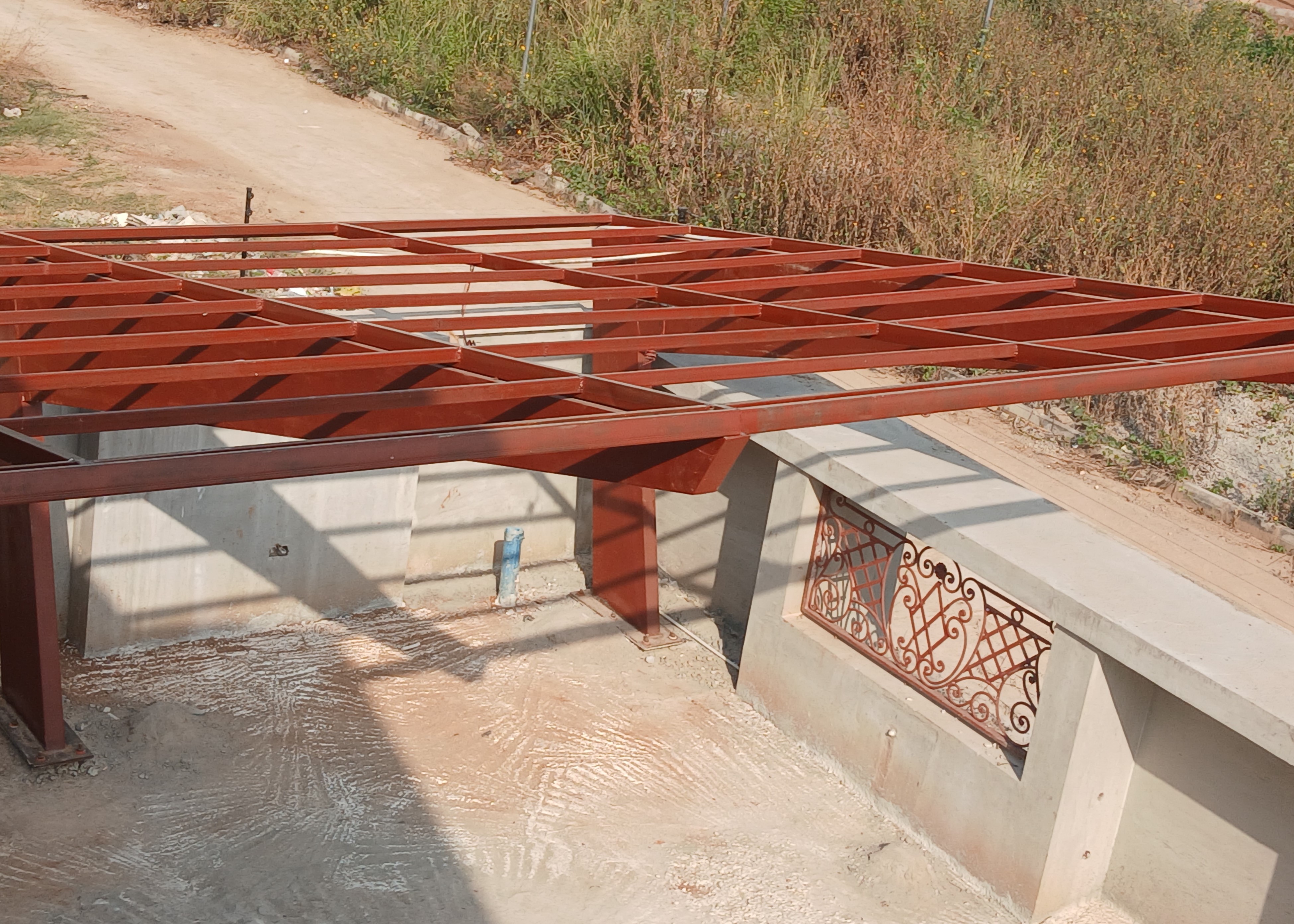 Red Grid-Style Steel Balustrade Panel